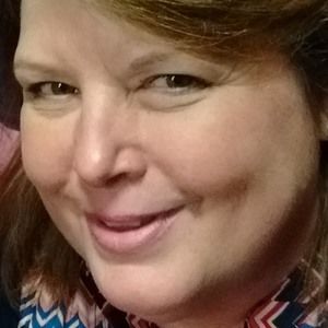 Meet your Posher, Laurie